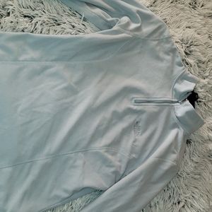 North face sweater